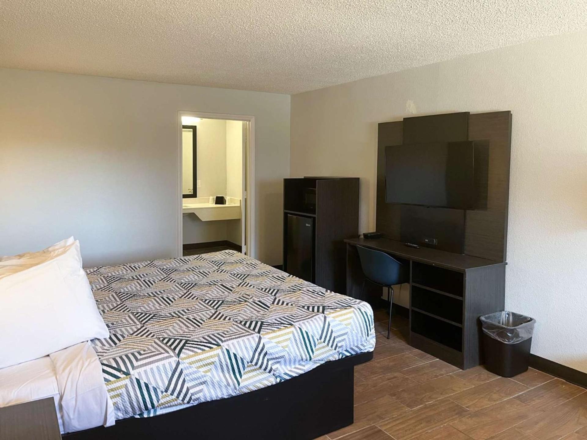 Studio 6 Suites Hurricane, Wv ภายนอก รูปภาพ