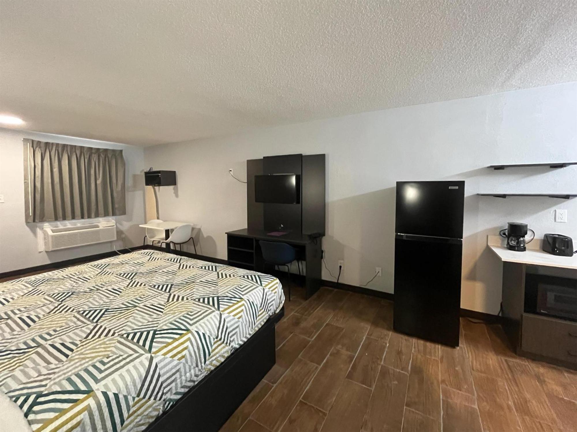 Studio 6 Suites Hurricane, Wv ภายนอก รูปภาพ