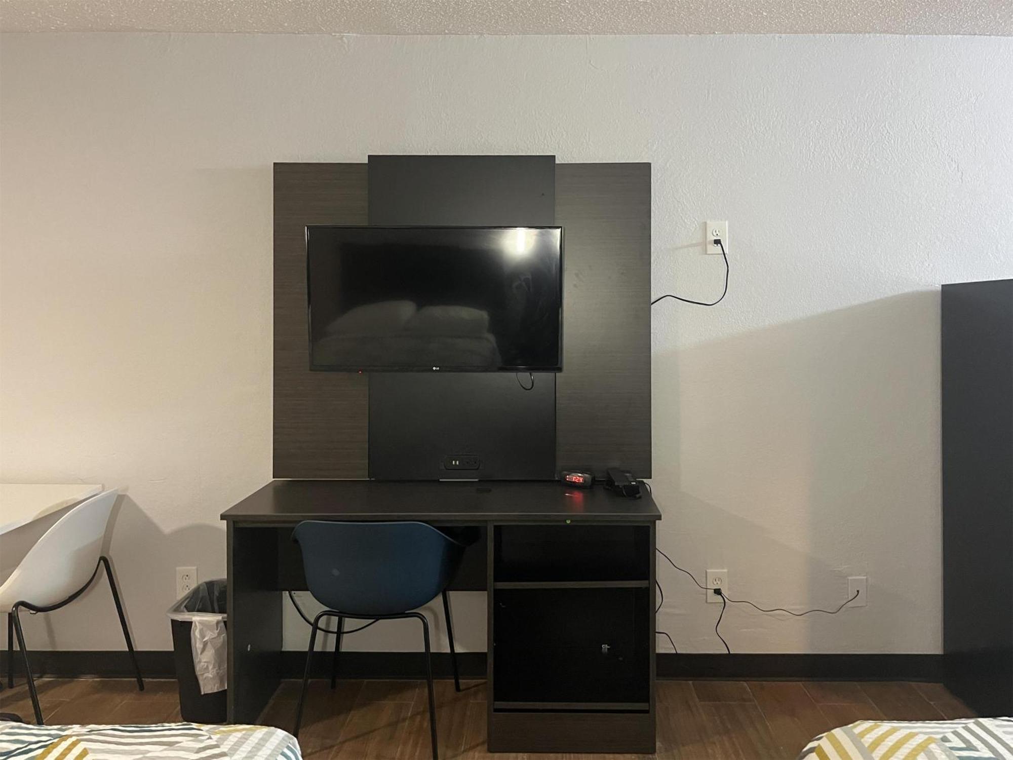 Studio 6 Suites Hurricane, Wv ภายนอก รูปภาพ