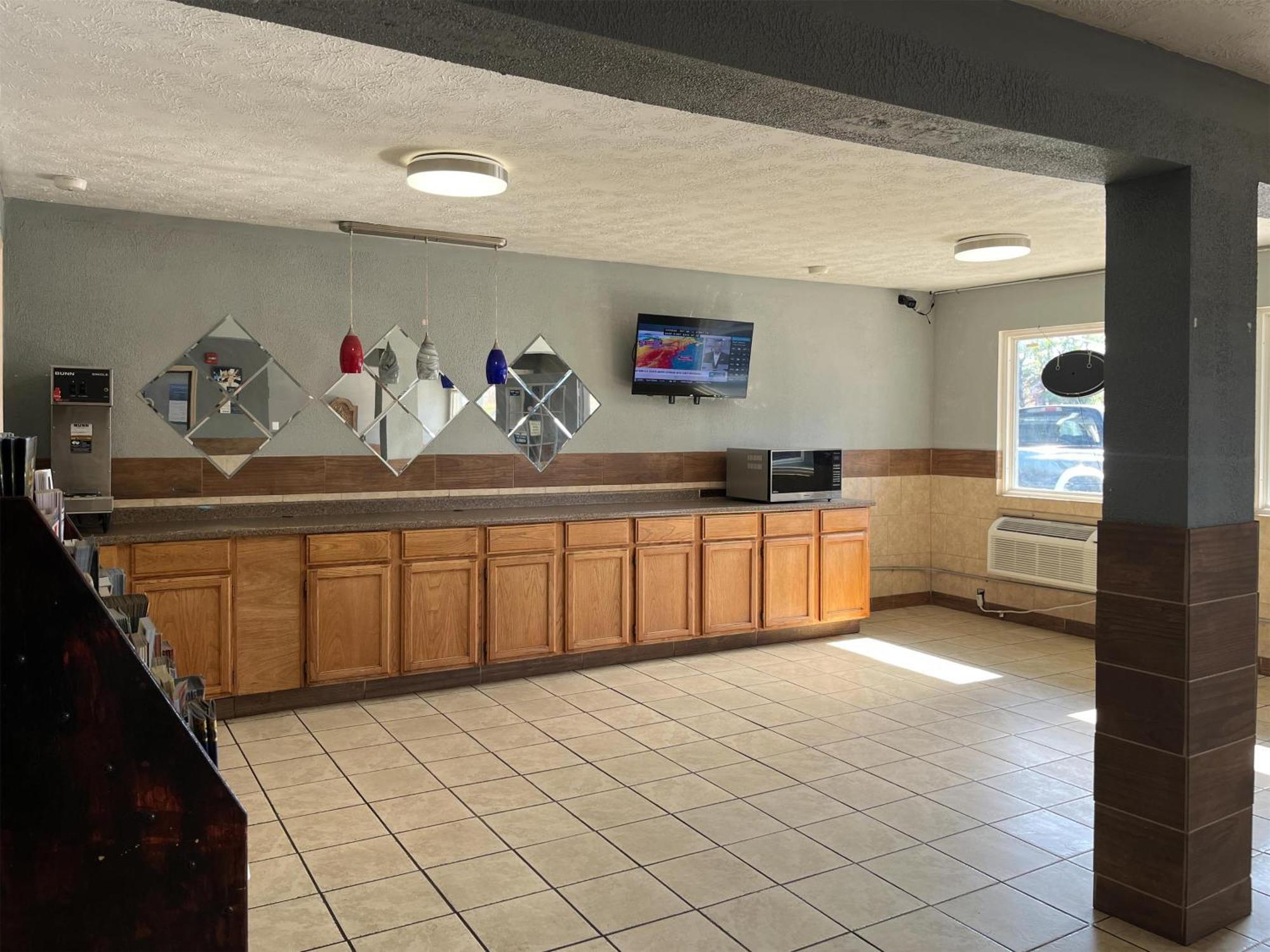 Studio 6 Suites Hurricane, Wv ภายนอก รูปภาพ